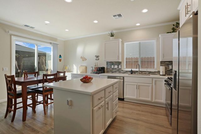 1544 Aspire Way, Modesto, CA 95356