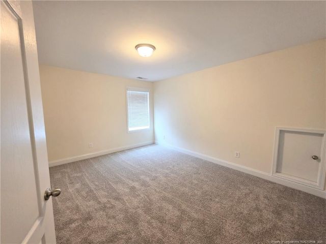 173 Weston Woods Street, Raeford, NC 28376