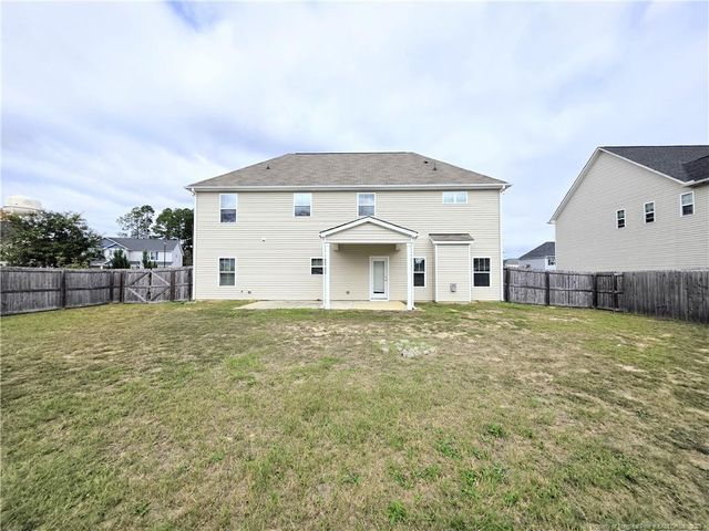 173 Weston Woods Street, Raeford, NC 28376