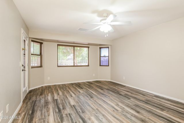 2537 W DARREL Road, Phoenix, AZ 85041