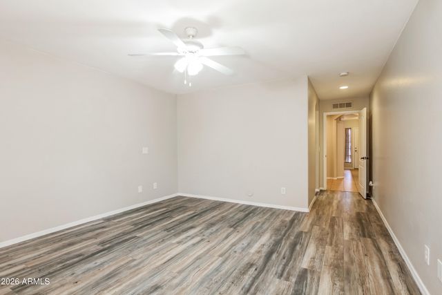 2537 W DARREL Road, Phoenix, AZ 85041
