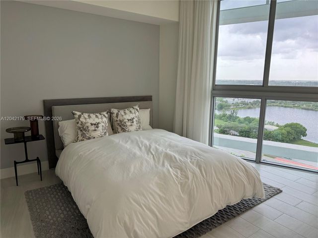 2000 Metropica Way 903, Sunrise, FL 33323