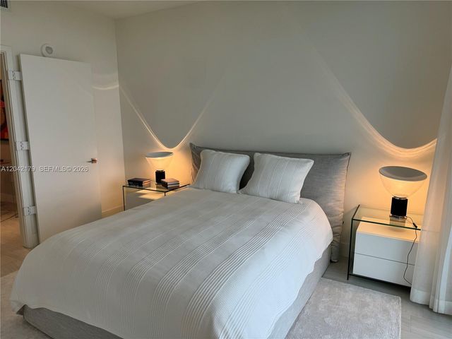 2000 Metropica Way 903, Sunrise, FL 33323