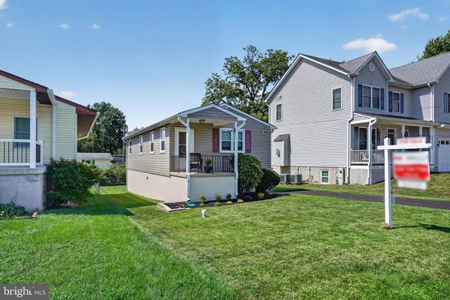821 SHORE DR, Edgewater, MD 21037