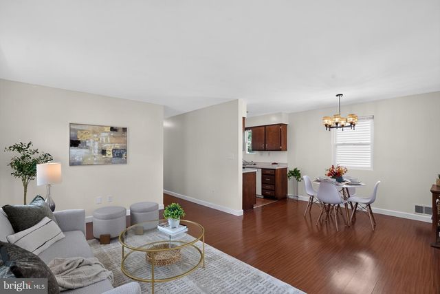 821 SHORE DR, Edgewater, MD 21037