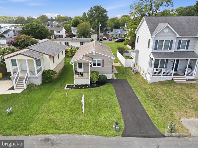 821 SHORE DR, Edgewater, MD 21037