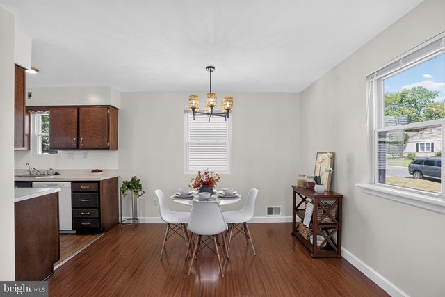 821 SHORE DR, Edgewater, MD 21037