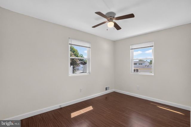 821 SHORE DR, Edgewater, MD 21037