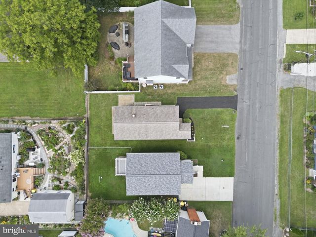 821 SHORE DR, Edgewater, MD 21037