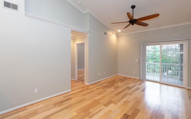 6600 TRILLIUM VILLAGE Lane 23, Independence Charter Township, MI 48346