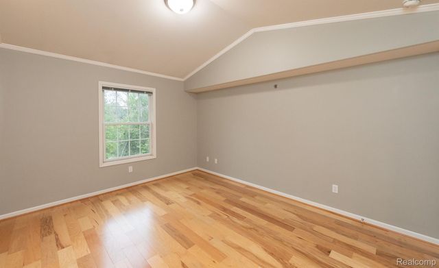 6600 TRILLIUM VILLAGE Lane 23, Independence Charter Township, MI 48346