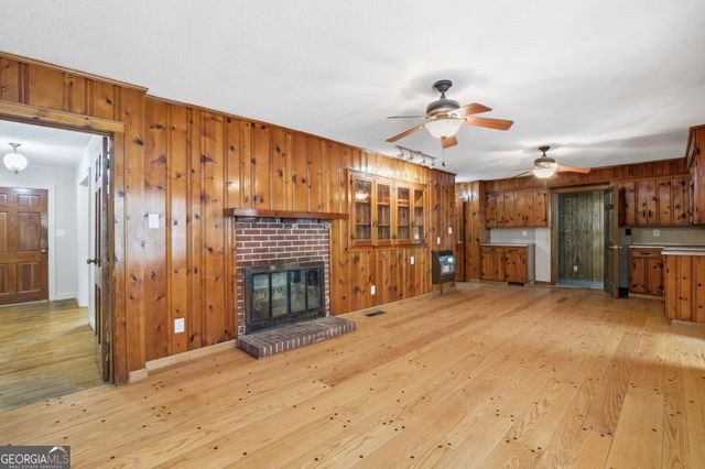 175 Riverside Drive, Summerville, GA 30747