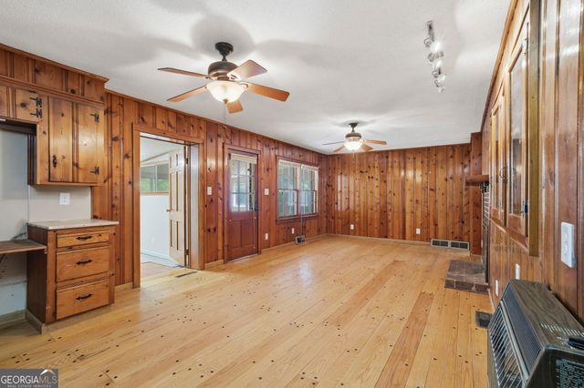 175 Riverside Drive, Summerville, GA 30747