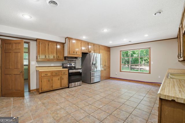 175 Riverside Drive, Summerville, GA 30747