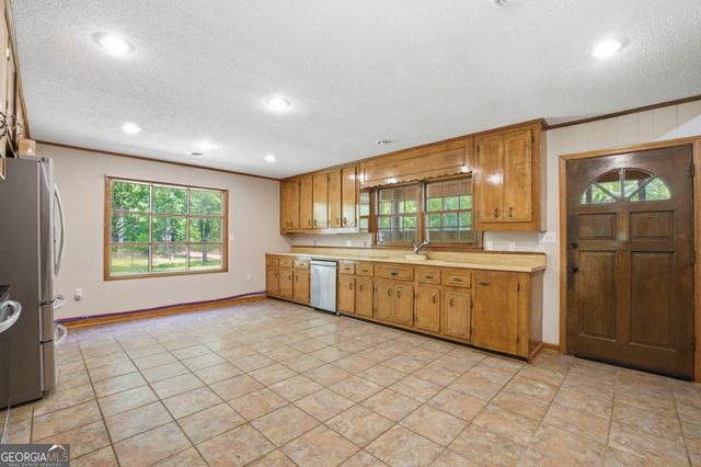 175 Riverside Drive, Summerville, GA 30747