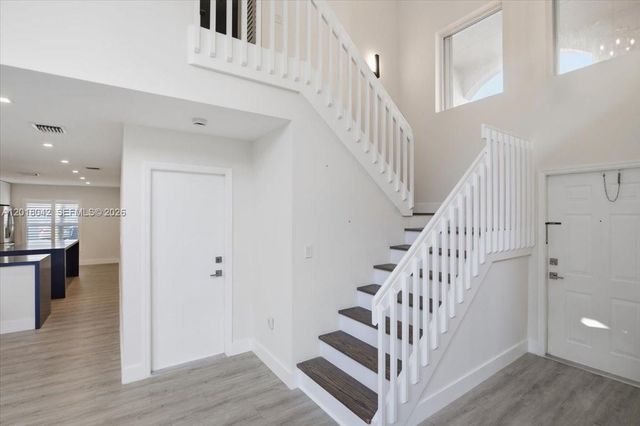 1135 Oysterwood St, Hollywood, FL 33019