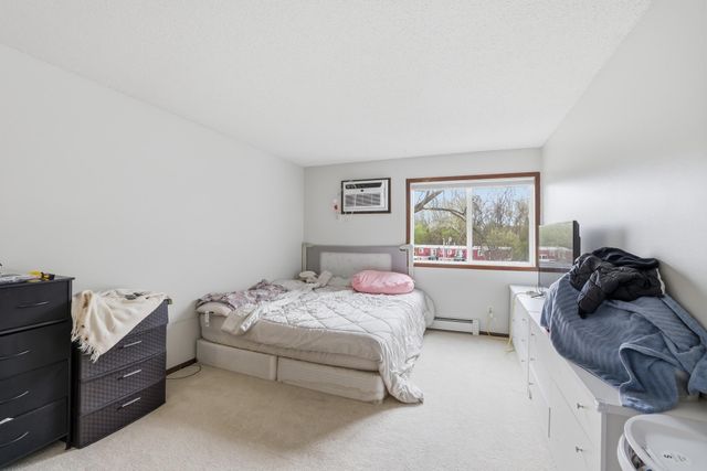 175 County Road B2 E 203, Little Canada, MN 55117