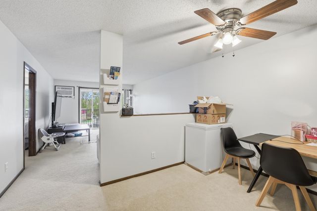 175 County Road B2 E 203, Little Canada, MN 55117