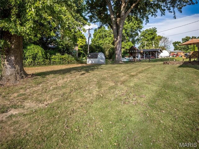 113 Ridgemoor Drive, Glen Carbon, IL 62034