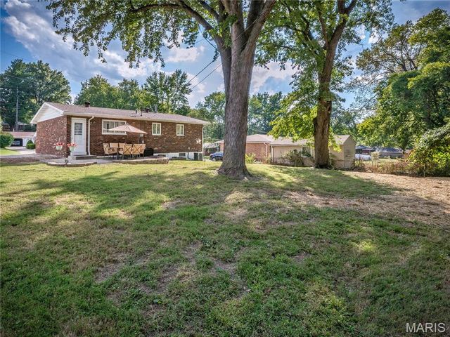 113 Ridgemoor Drive, Glen Carbon, IL 62034