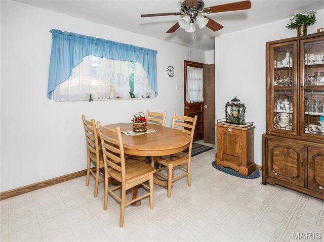 113 Ridgemoor Drive, Glen Carbon, IL 62034