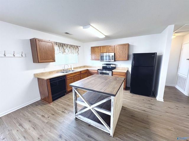 202 Sagebrook Drive, Madison, AL 35757