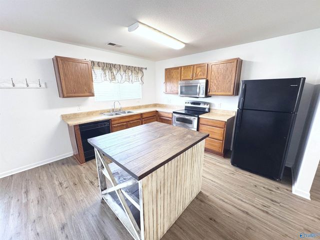 202 Sagebrook Drive, Madison, AL 35757