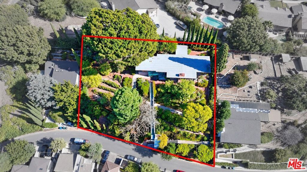 1750 Silverwood Terrace, Los Angeles, CA 90026 — photo 2