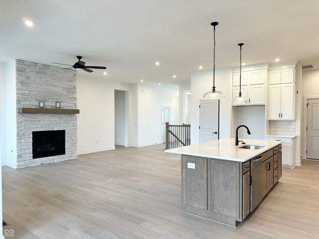 714 Rhubarb Place, Westfield, IN 46074