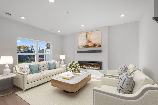 1536 Trellis Lane, West Saint Paul, MN 55118