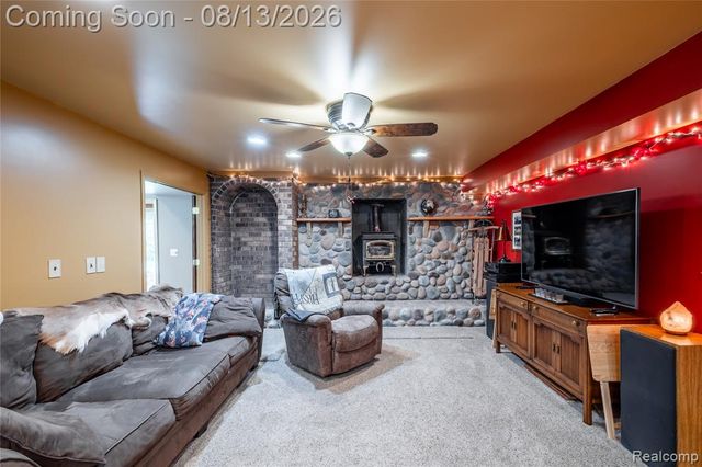 6776 Farley Road, Pinckney, MI 48169