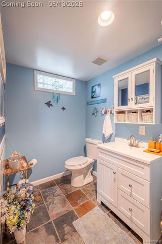6776 Farley Road, Pinckney, MI 48169