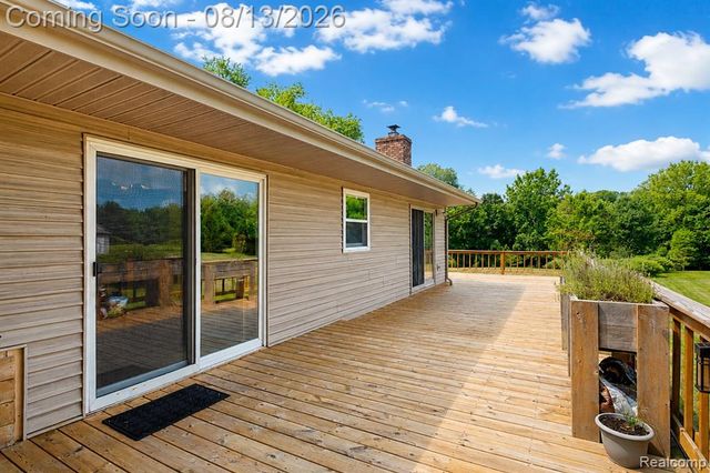 6776 Farley Road, Pinckney, MI 48169