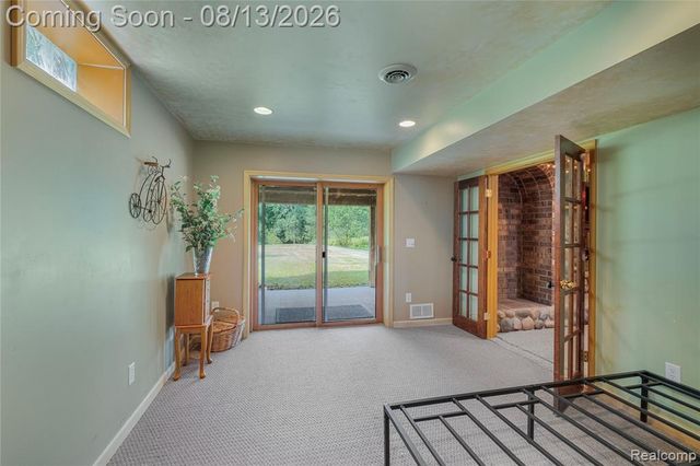 6776 Farley Road, Pinckney, MI 48169