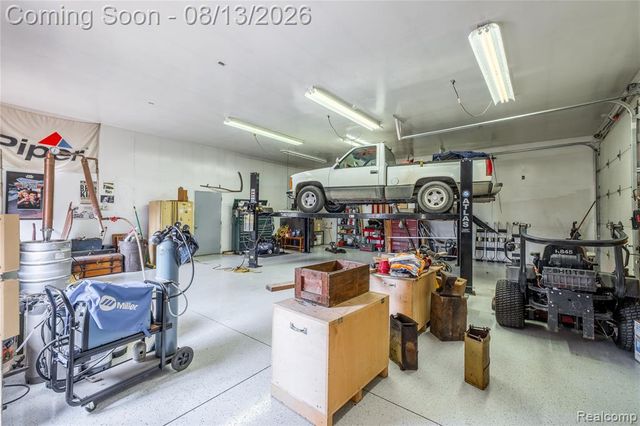 6776 Farley Road, Pinckney, MI 48169