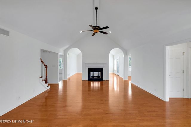 1705 Anchorage Ct, Prospect, KY 40059