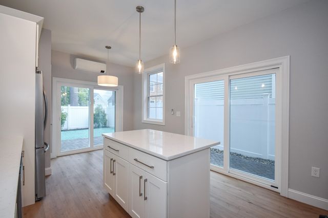 20 Auburn Street, Dover, NH 03820