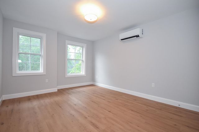 20 Auburn Street, Dover, NH 03820