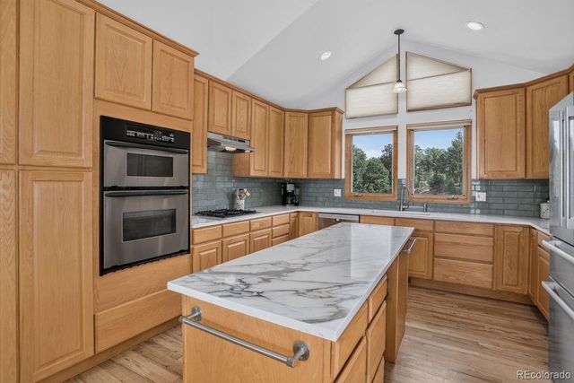 7307 Settlers Drive, Morrison, CO 80465