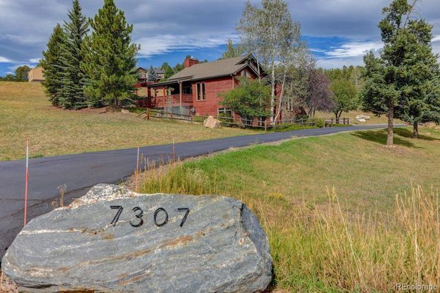 7307 Settlers Drive, Morrison, CO 80465
