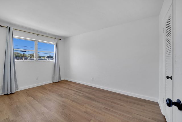 5203 NE 24th Terrace B207, Fort Lauderdale, FL 33308