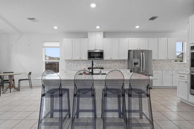 1201 Euless LN, Leander, TX 78641