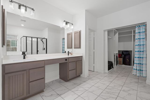 1201 Euless LN, Leander, TX 78641