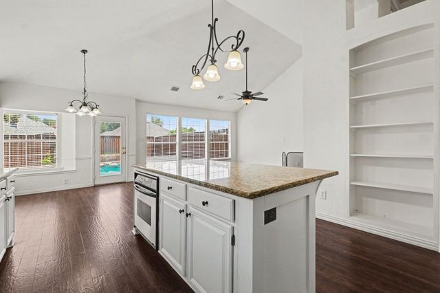 2221 Pittner Lane, Plano, TX 75025