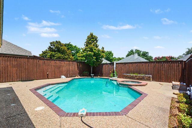 2221 Pittner Lane, Plano, TX 75025
