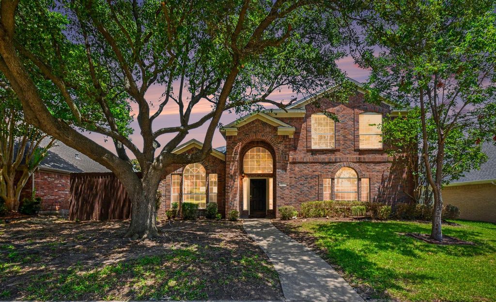 2221 Pittner Lane, Plano, TX 75025