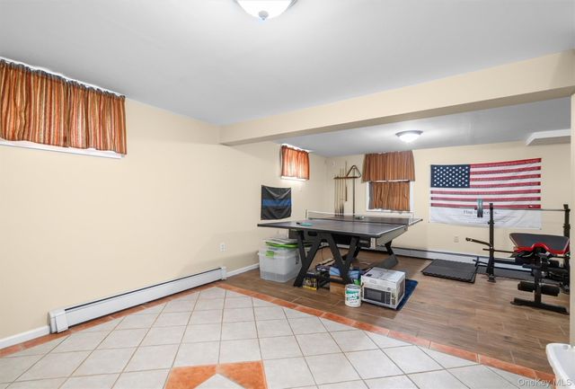 16 Carlisle Way, Washingtonville, NY 10992