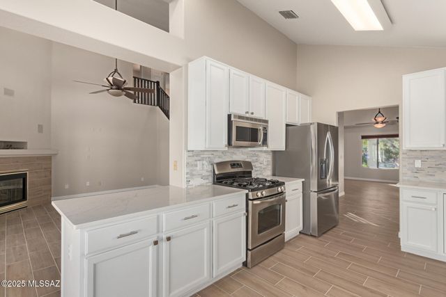 10706 N Sand Canyon Place, Oro Valley, AZ 85737
