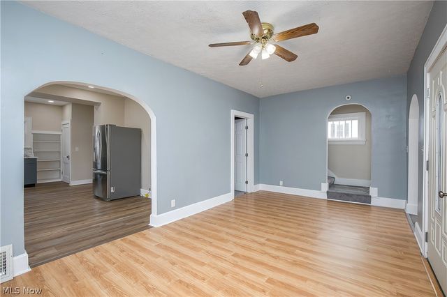 230 Superior Street, Louisville, OH 44641