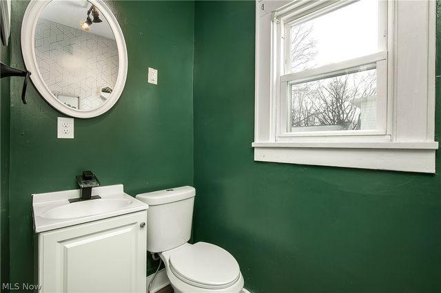 230 Superior Street, Louisville, OH 44641